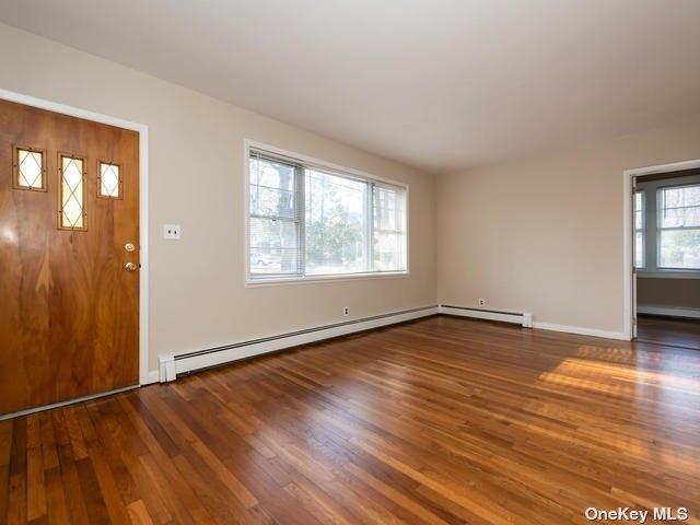23 Randou Dr in Huntington, NY - Building Photo - Building Photo