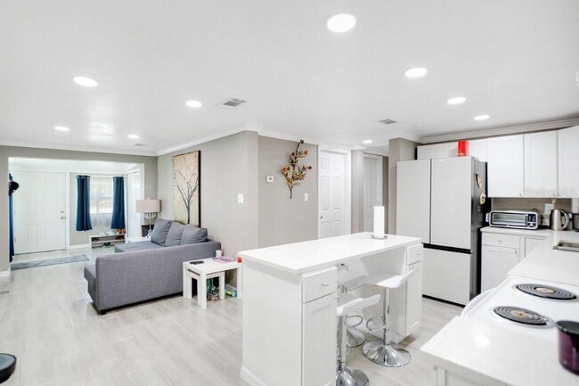 2907 E Washington St-Unit -2907 in Orlando, FL - Building Photo - Building Photo