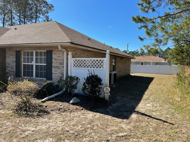 24 Bunker View Dr in Palm Coast, FL - Building Photo - Building Photo