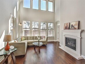 15601 Cabrillo Way in Austin, TX - Building Photo - Building Photo