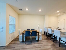 502 Foothill Cove Ln in Henderson, NV - Building Photo