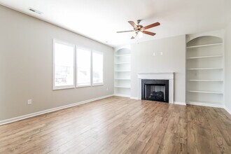 12 Patagonia Pl in Clayton, NC - Building Photo - Building Photo