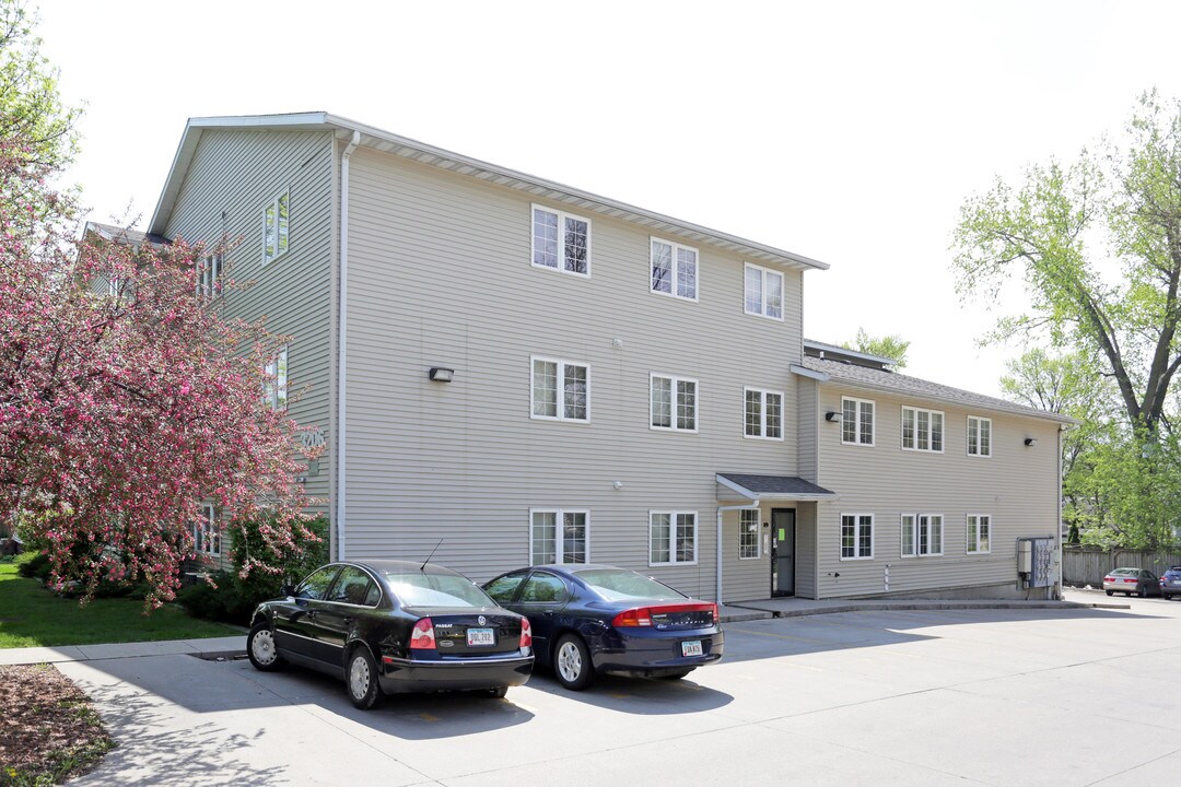 Total Property Management 3206 Lincoln Way in Ames, IA - Building Photo