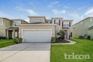 2304 Whitley Ln in Winter Haven, FL - Building Photo