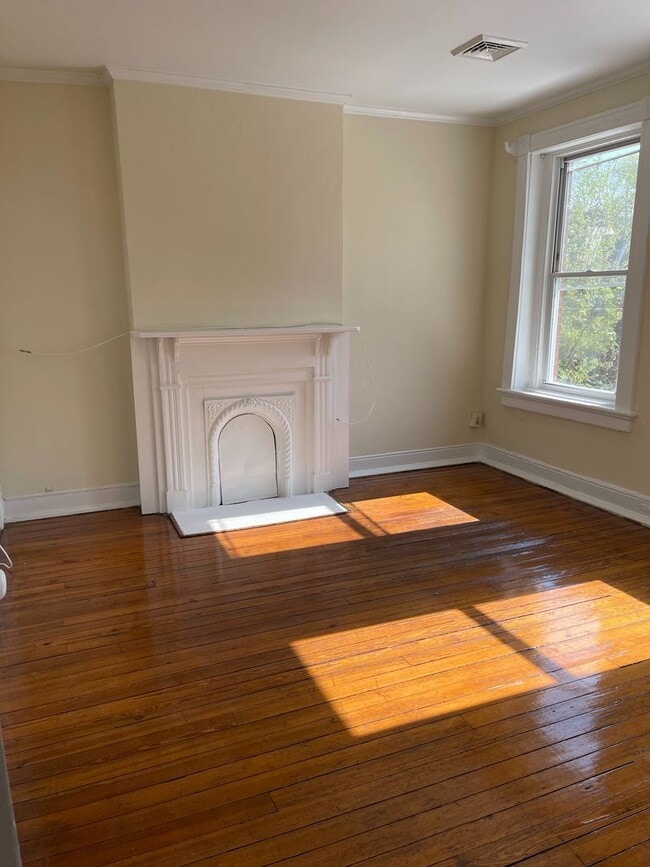 property at 12 N Meadow St