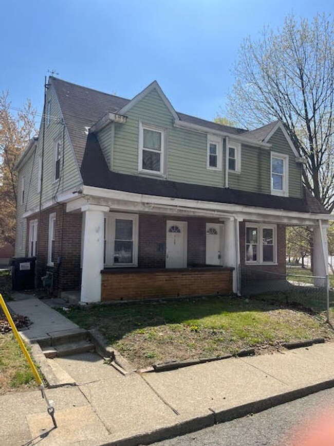 property at 528 Park Pl