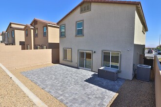 7231 Alabaster Peak St in Las Vegas, NV - Building Photo - Building Photo