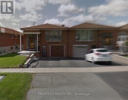 34 Broomfield Dr in Toronto, ON - Building Photo