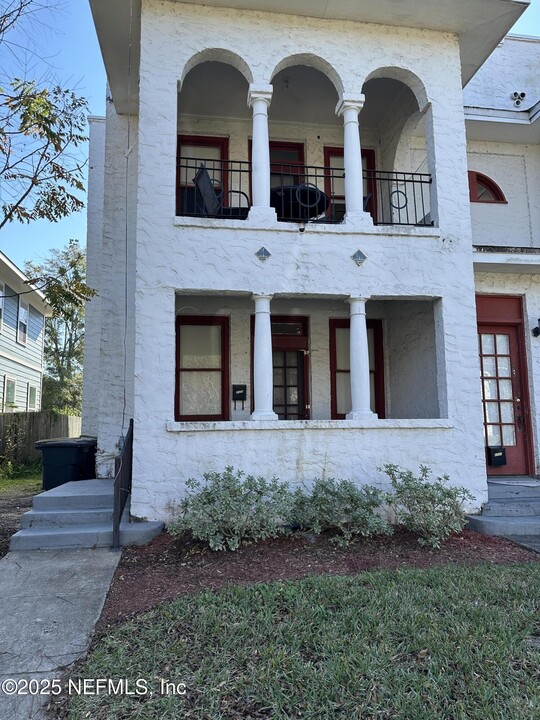 2320 College St in Jacksonville, FL - Building Photo