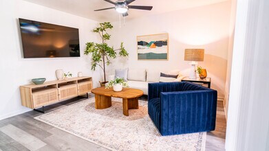The Patten West in Austin, TX - Building Photo - Building Photo