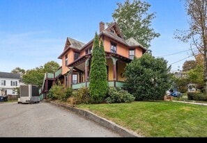 118 Elm St, Unit 1 in Marlborough, MA - Building Photo