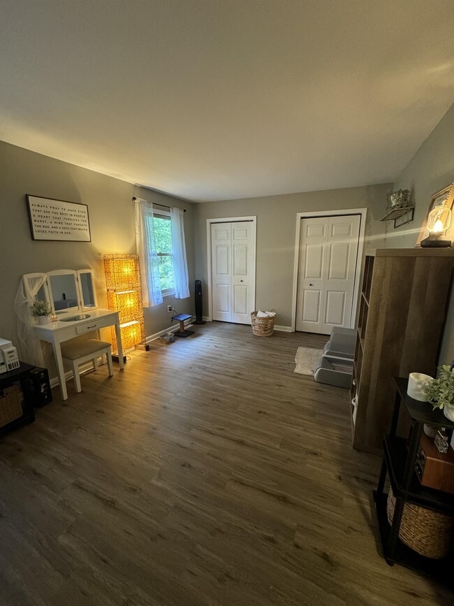 property at 3 Amber Ct