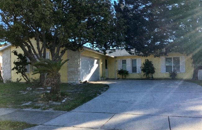 property at 5565 Telipa Dr