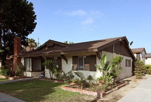 2065 S Nautical St in Anaheim, CA - Building Photo