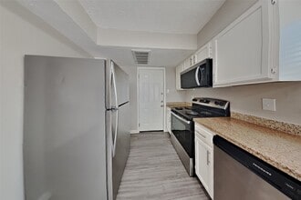 3206 Birch Creek Dr in Humble, TX - Building Photo - Building Photo