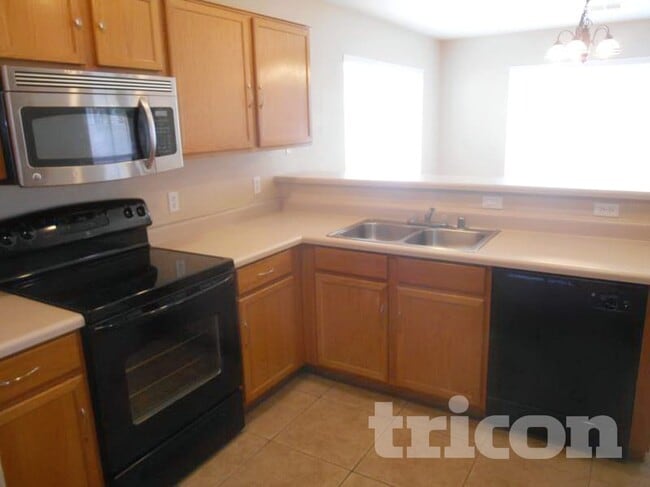 1116 W Villa Maria Dr in Phoenix, AZ - Foto de edificio - Building Photo