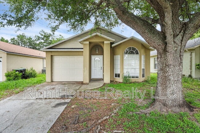property at 7155 Edgewater Shores Ct