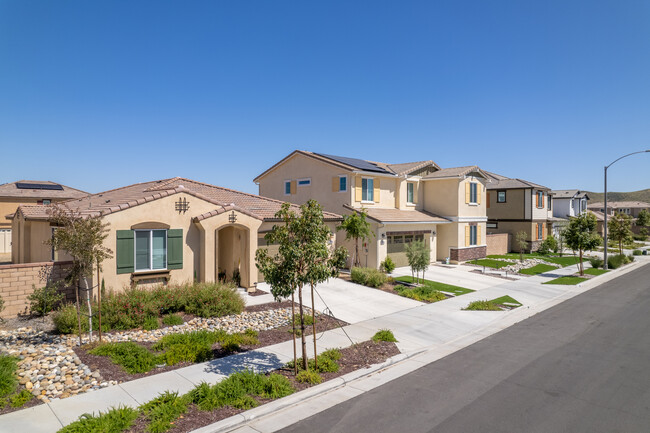 Noble at Audie Murphy Ranch in Menifee, CA - Foto de edificio - Building Photo