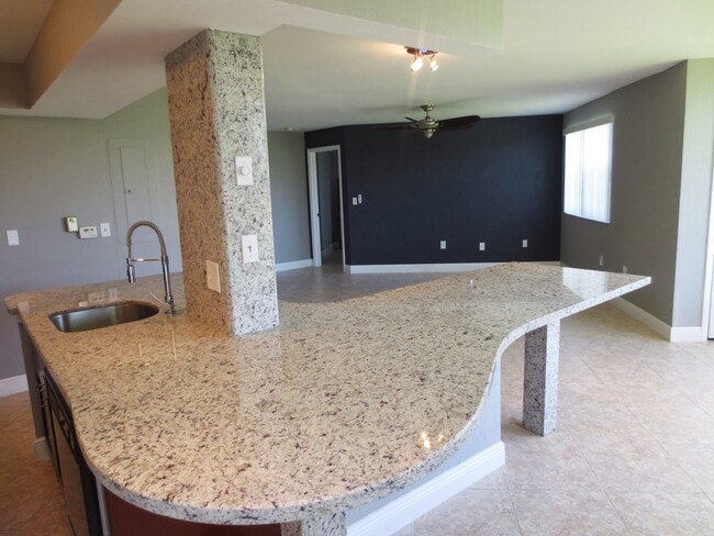 property at 2871 N Oakland Forest Dr