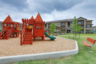 Cypress Creek at Wayside Drive Apartment H... in Houston, TX - Building Photo - Building Photo