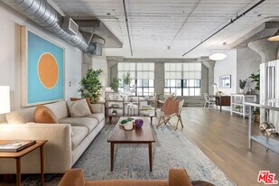 200 N San Fernando Rd in Los Angeles, CA - Building Photo