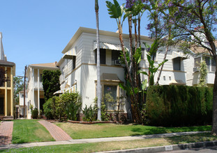 163 N Lapeer Dr in Beverly Hills, CA - Building Photo - Building Photo