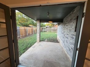 8704 Puerto Isabel in Laredo, TX - Building Photo - Building Photo