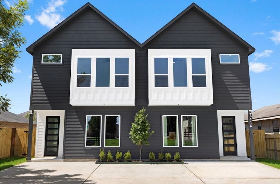 8414 Cannon St in Houston, TX - Foto de edificio