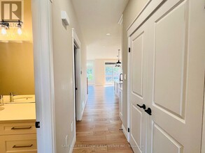 7 Rea Ct in St Thomas, ON - Building Photo - Building Photo