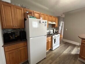 18 Crawford St in Malden, MA - Building Photo - Building Photo