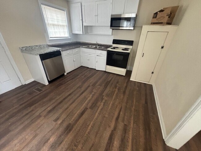 336 S Castle St in Knoxville, TN - Building Photo - Building Photo