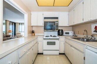 3820 Gulf Blvd in St Pete Beach, FL - Building Photo - Building Photo