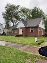 716 S Forest Ave in Carbondale, IL - Building Photo