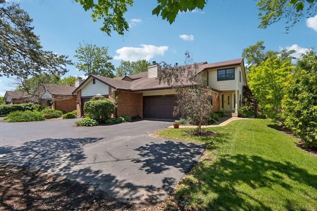 property at 232 W Grant Village
