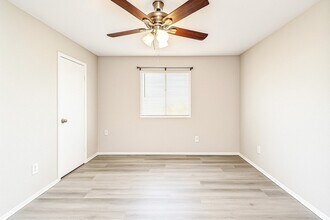 12659 Ashford Meadow Dr, Unit A in Houston, TX - Foto de edificio - Building Photo