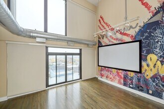 1530 S State St, Unit 1021 in Chicago, IL - Building Photo - Building Photo