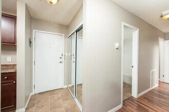 Inglewood 124 Apartments in Edmonton, AB - Building Photo - Building Photo