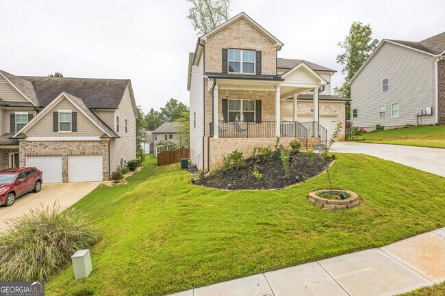 3682 Bradford Way in Atlanta, GA - Building Photo - Building Photo