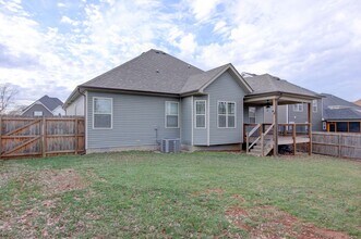 1329 Sussex Dr in Clarksville, TN - Building Photo - Building Photo