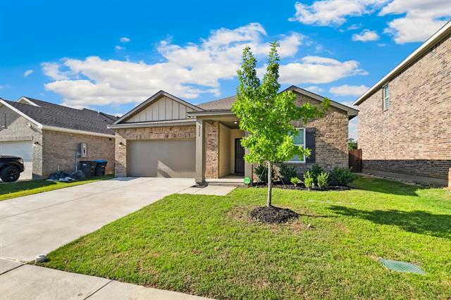 5513 Ladytown Ln in Crowley, TX - Building Photo - Building Photo