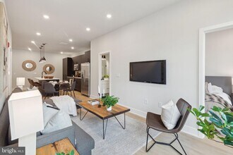 6910 Ridge Ave, Unit 418 in Philadelphia, PA - Building Photo - Building Photo