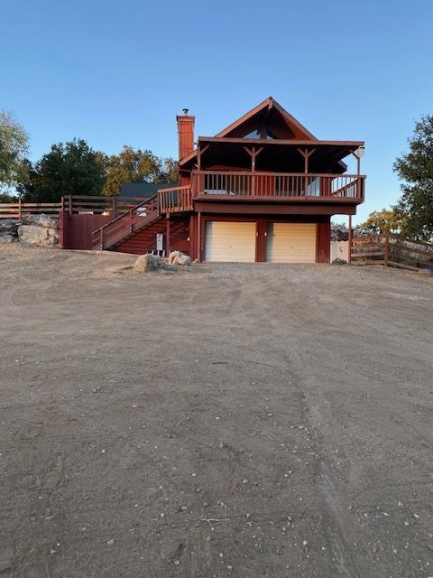 2567 Hesperia Rd in Bradley, CA - Building Photo