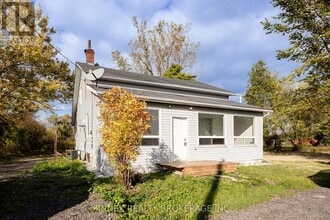 3670 Bowen Rd in Fort Erie, ON - Building Photo - Building Photo