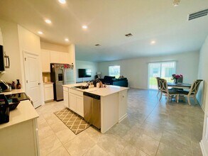 639 Daring Dr in Davenport, FL - Building Photo - Building Photo