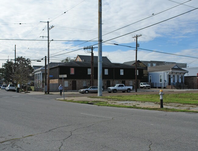 1800 Polymnia St in New Orleans, LA - Building Photo - Building Photo