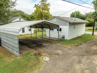 1710 S 16th St in Fort Smith, AR - Foto de edificio - Building Photo