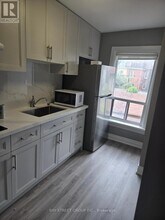 319 Clinton St in Toronto, ON - Building Photo - Building Photo
