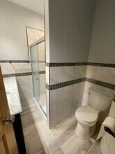 120 N LeClaire Ave, Unit two in Chicago, IL - Foto de edificio - Building Photo