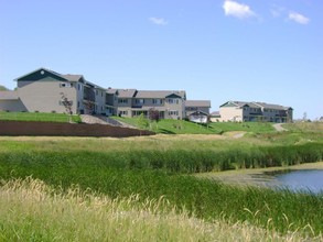 Jordan Valley Townhomes in Jordan, MN - Foto de edificio - Building Photo