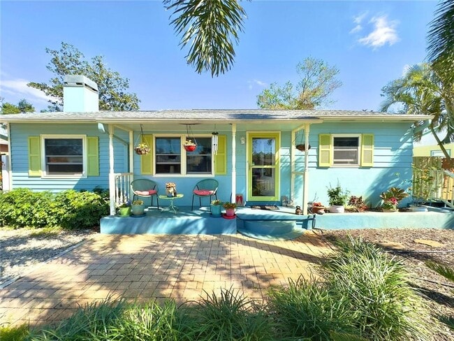 property at 1208 Hull St S